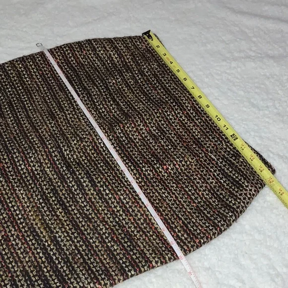 Doncaster Collection 2 Piece Skirt and Jacket Suit Set (Both Size 8) - Picture 12 of 15